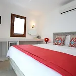 Mosso Boutique Ula